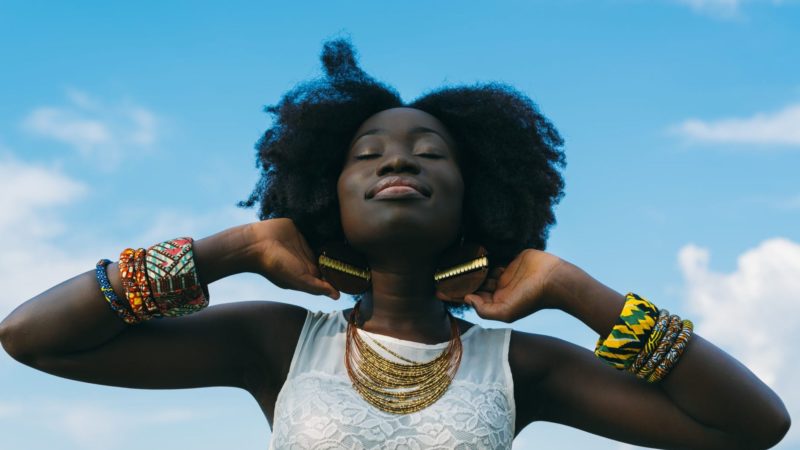 Quelles marques africaines choisir pour décorer, s’habiller ou entretenir vos cheveux avec soin ?