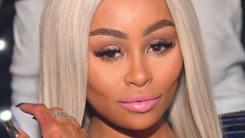 Blac Chyna fait la promotion d’une crème éclaircissante
